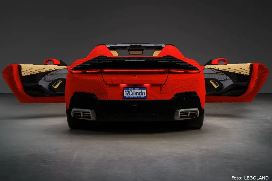 https___hypebeast.com_image_2026_03_31_LEGO-Ferrari-12Cilindri-Spider-Life-Size-Model-LEGOLAND-New-York-Announcement-2