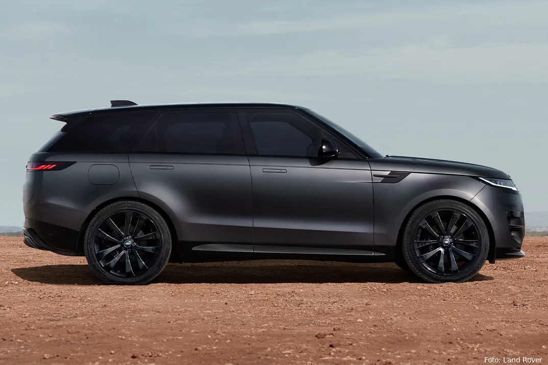 2025 range rover sport stealth pack 0 hero