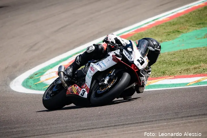 Samuel Di Sora in azione con la Aprilia RS 660 di BBR Corse