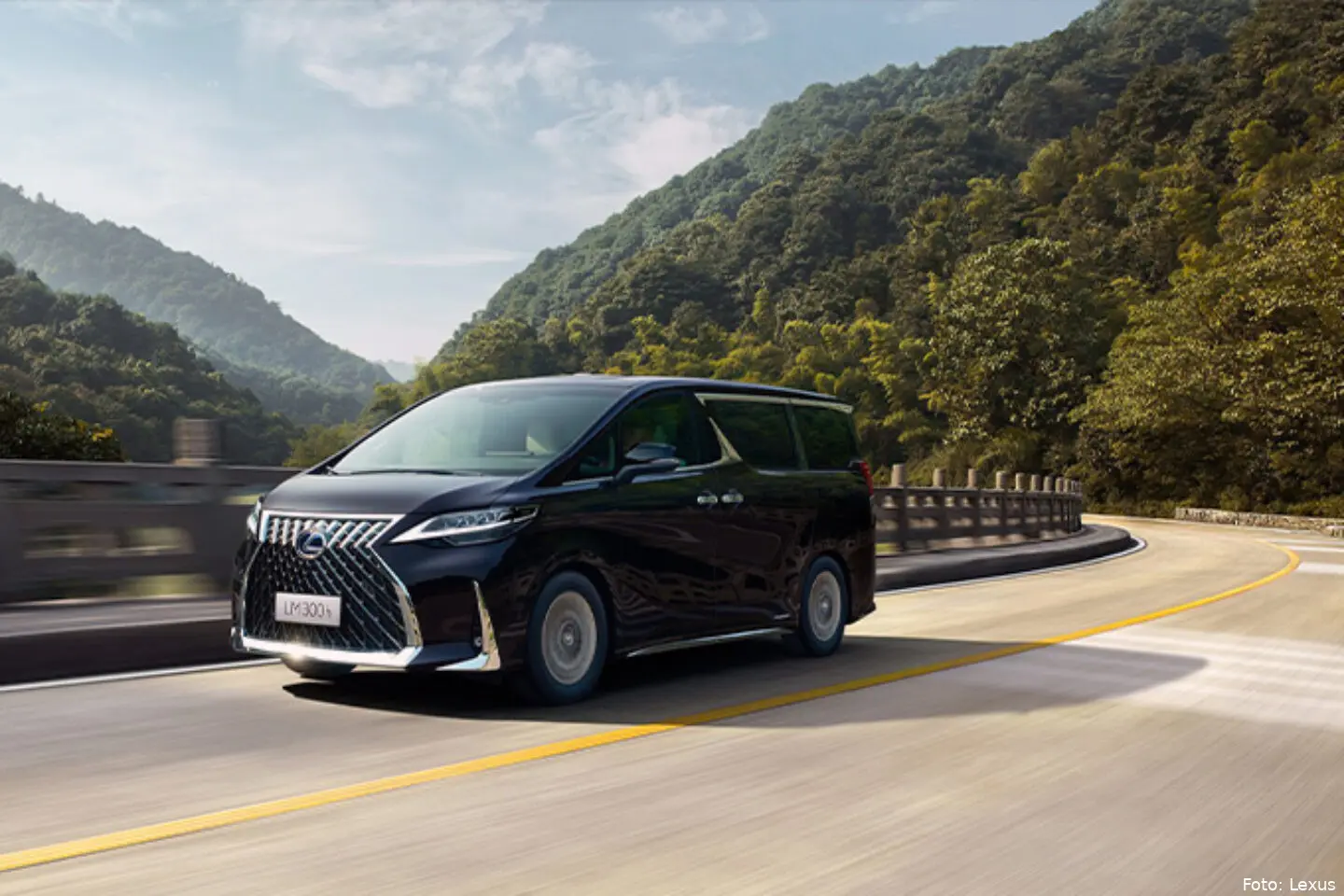 2024 lexus lm executive transport 3 1440x960 1