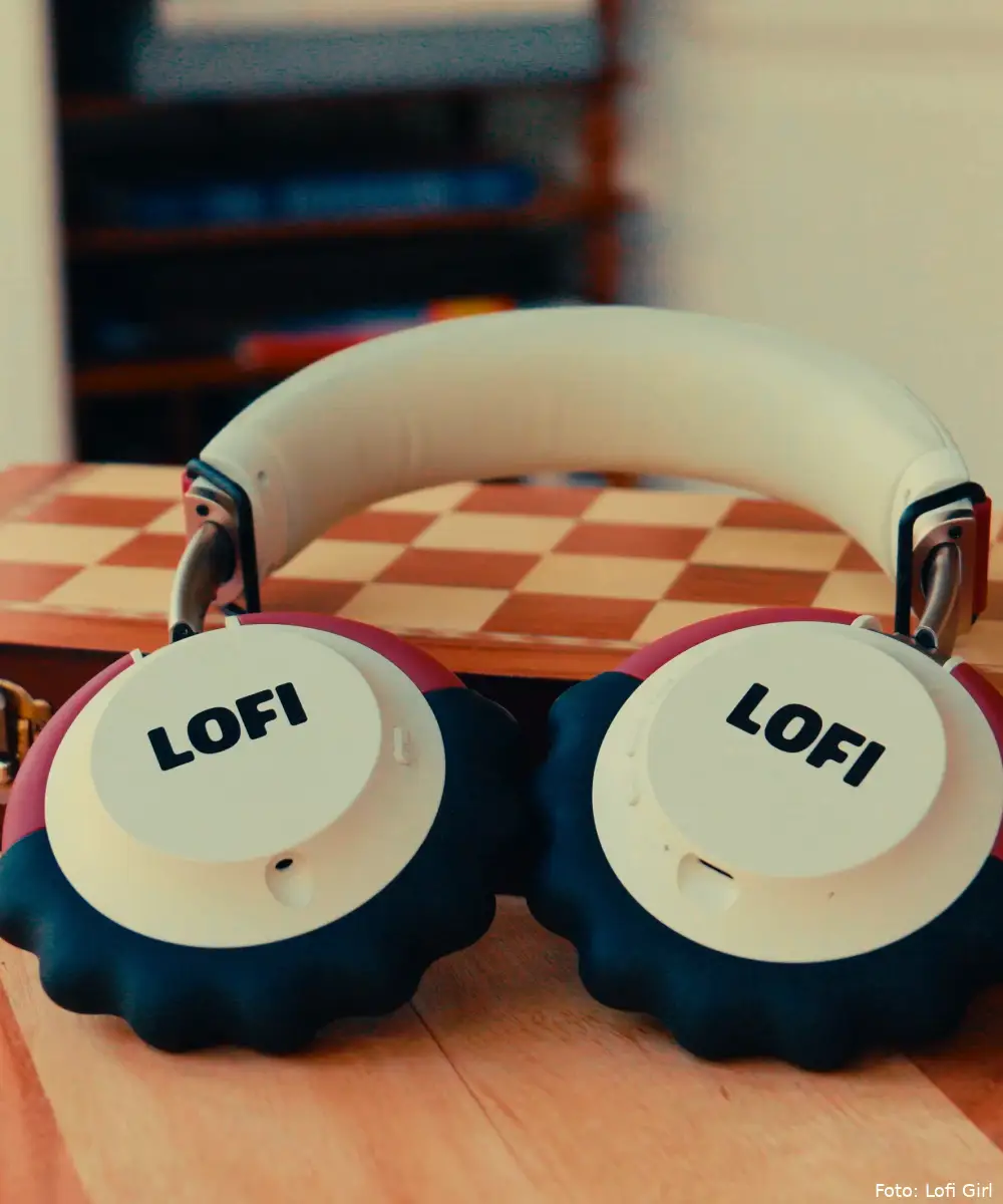 Headphones_photo_2