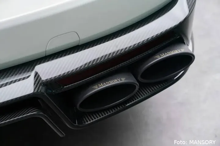 69ea371375cbd8b53bb80ec9_Zeekr_9X_By_MANSORY_25-p-1080