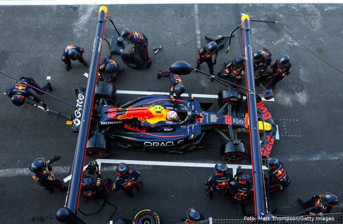 Yuki Tsunoda Red Bull Pitstop