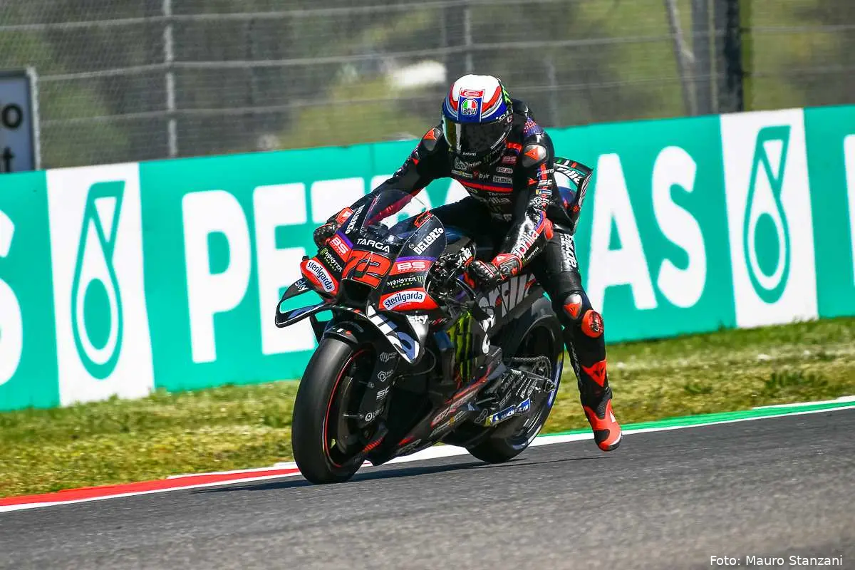 Marco Bezzecchi pilota Aprilia MotoGP guida la RS-GP26 al Mugello Circuit