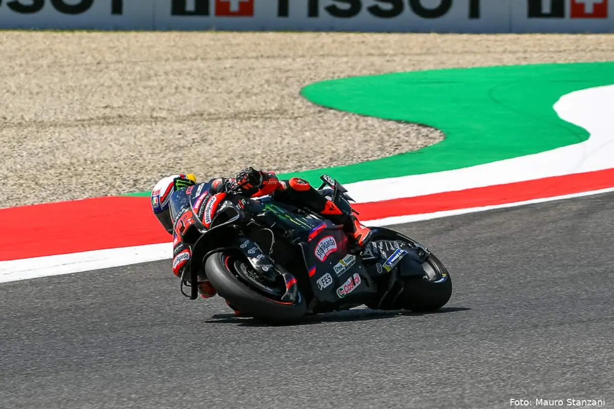Marco Bezzecchi pilota Aprilia nella gara MotoGP al Mugello