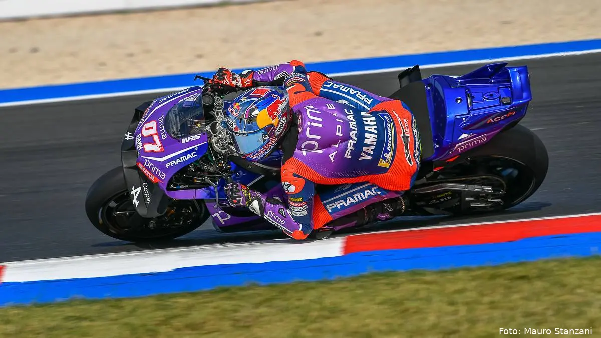 Toprak Razgatlioglu guida la Yamaha M1 nella gara MotoGP a Misano