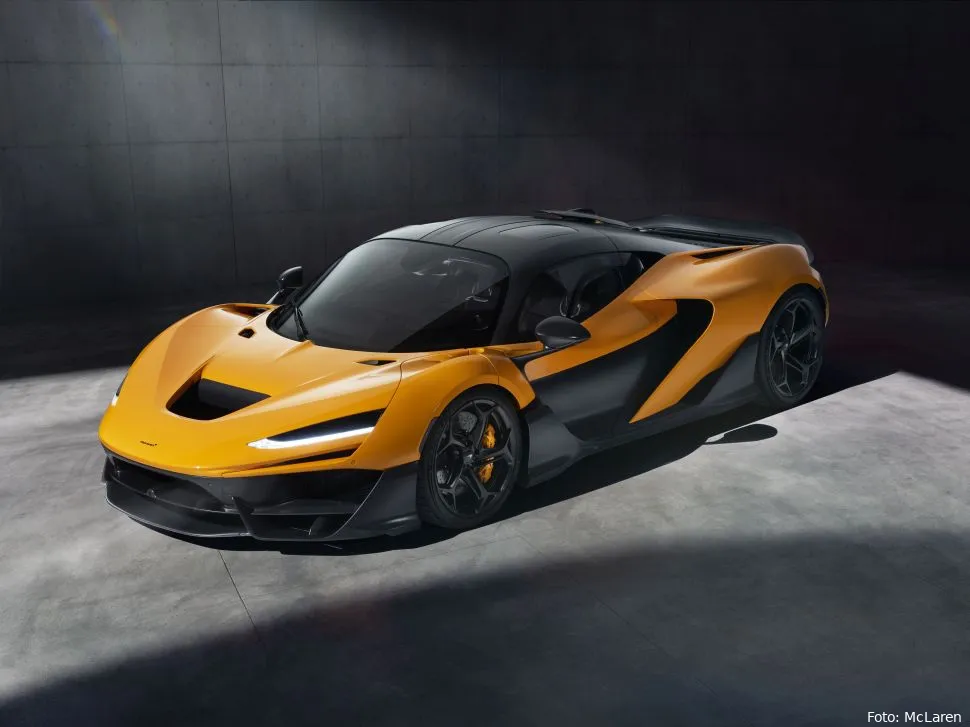 mclaren w1 officieel 970 024