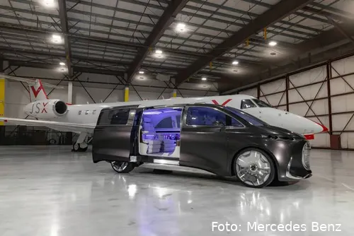 2025_MercedesBenz_VisionV_075