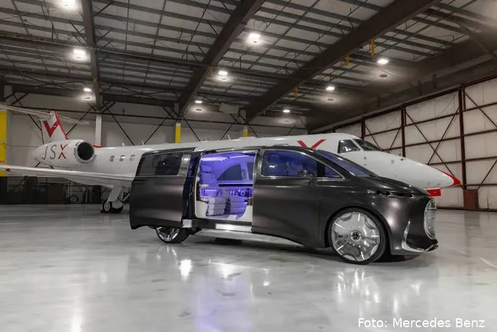 2025_MercedesBenz_VisionV_075