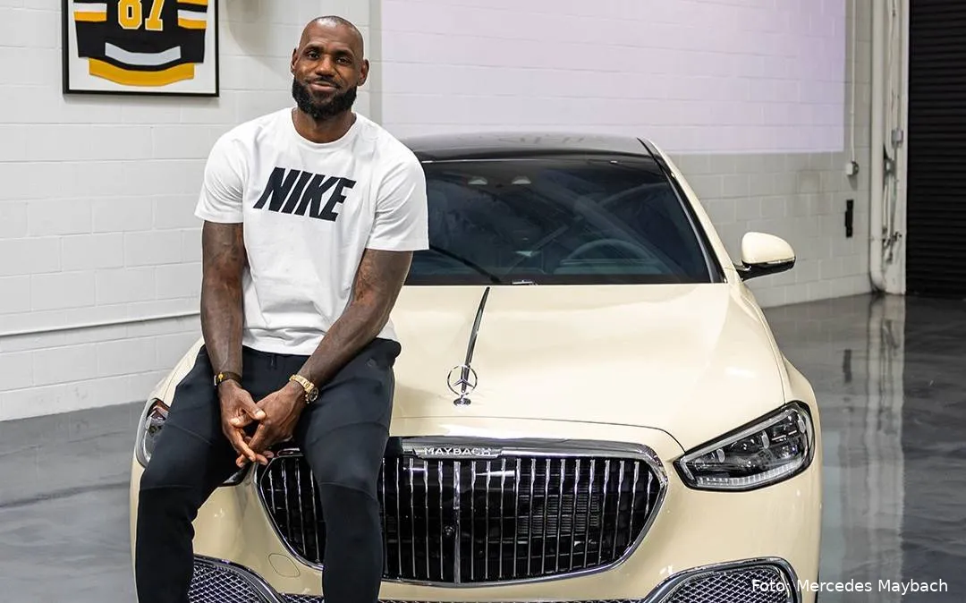 When @kingjames shapes his personal Mercedes-Maybach, perfection is guaranteed 💯Discover this u