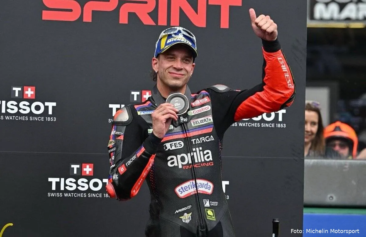 bezzecchi-sprint-motogp-podio-francia