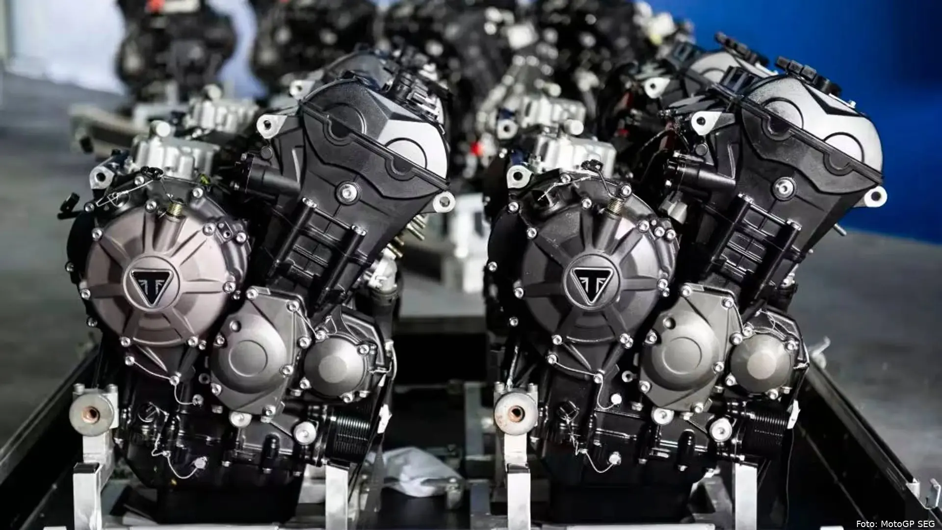 moto2-triumph-engine