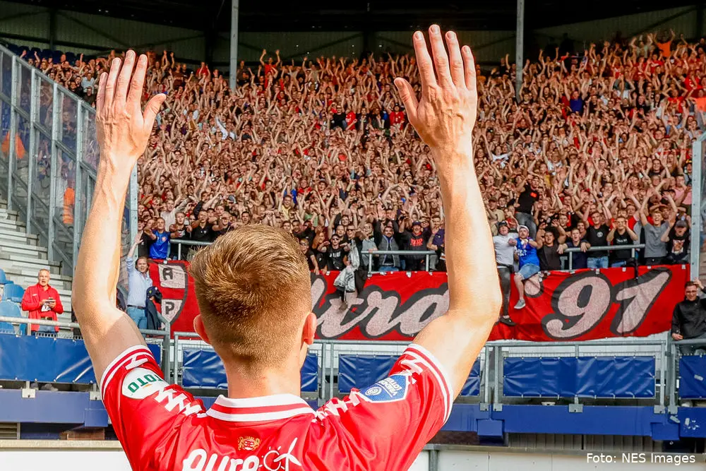 daan rots supporters uitvak heerenveen abe lenstra stadion twente 2021 2022