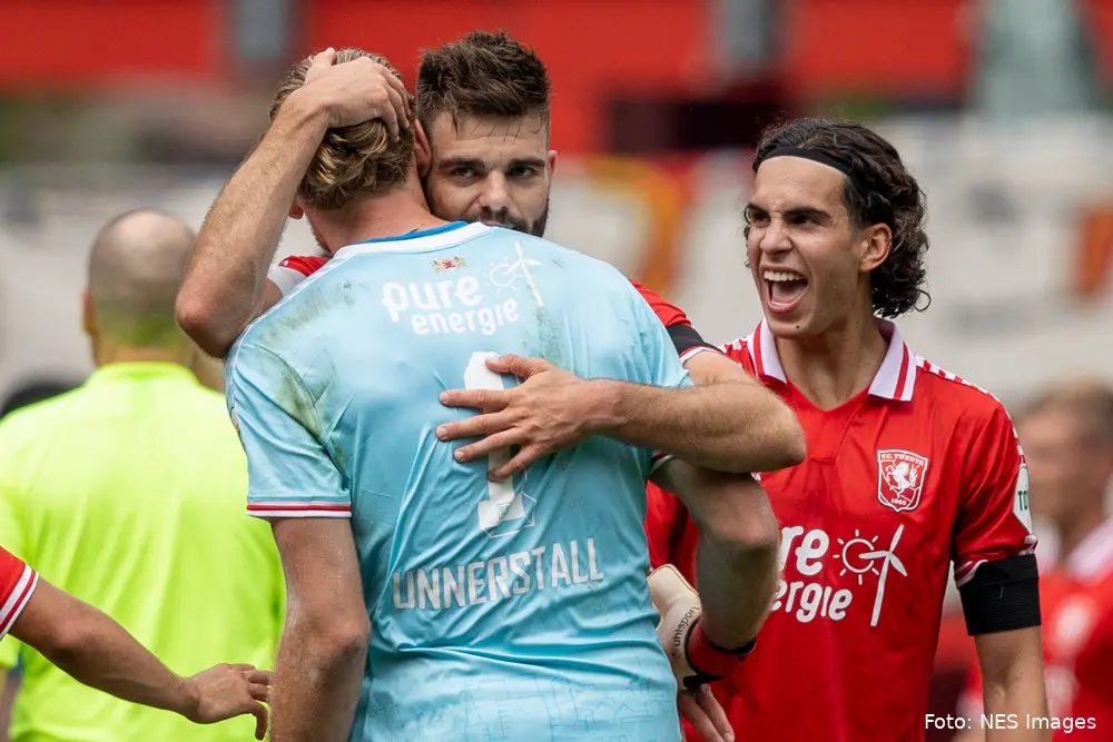 unnerstall propper zerrouki fc twente ajax augustus 2021