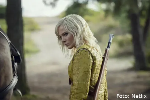 official-stills-from-season-4-of-netflix-the-witcher-v0-nrwdbkkhk1pf1 3