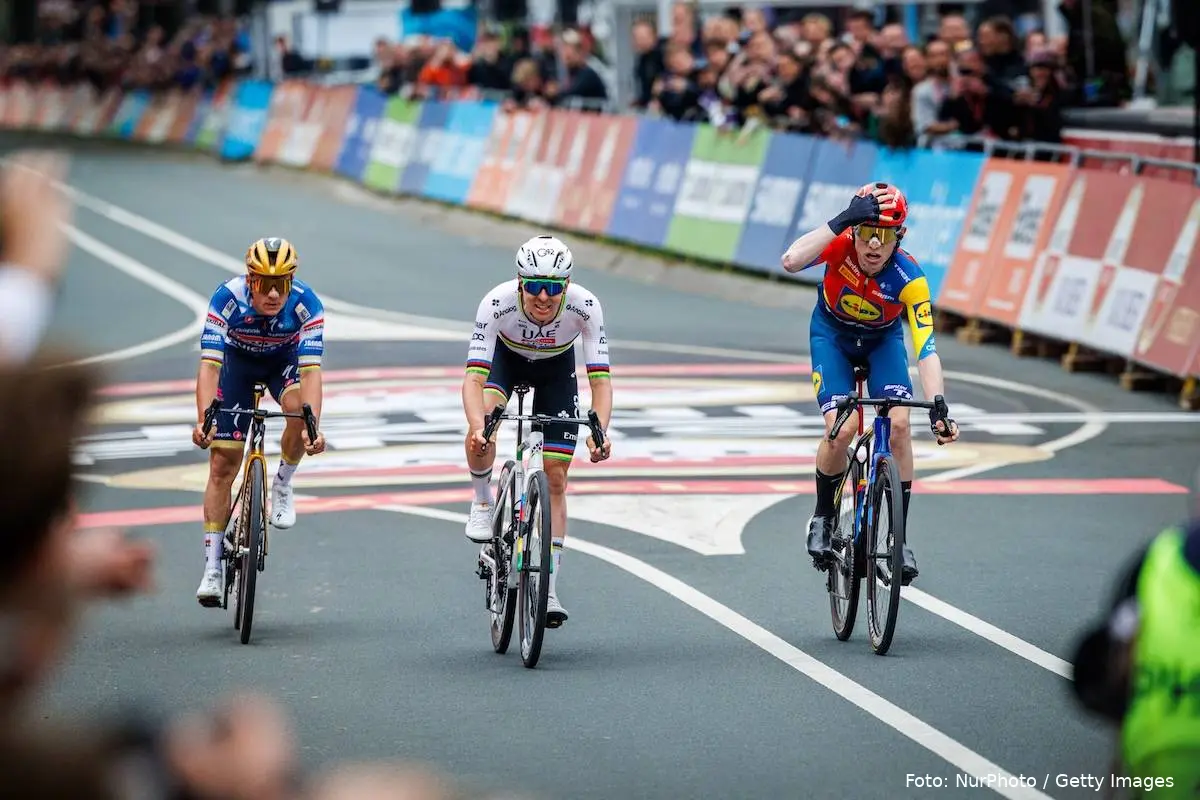 mattias skjelmose tadej pogacar remco evenepoel
