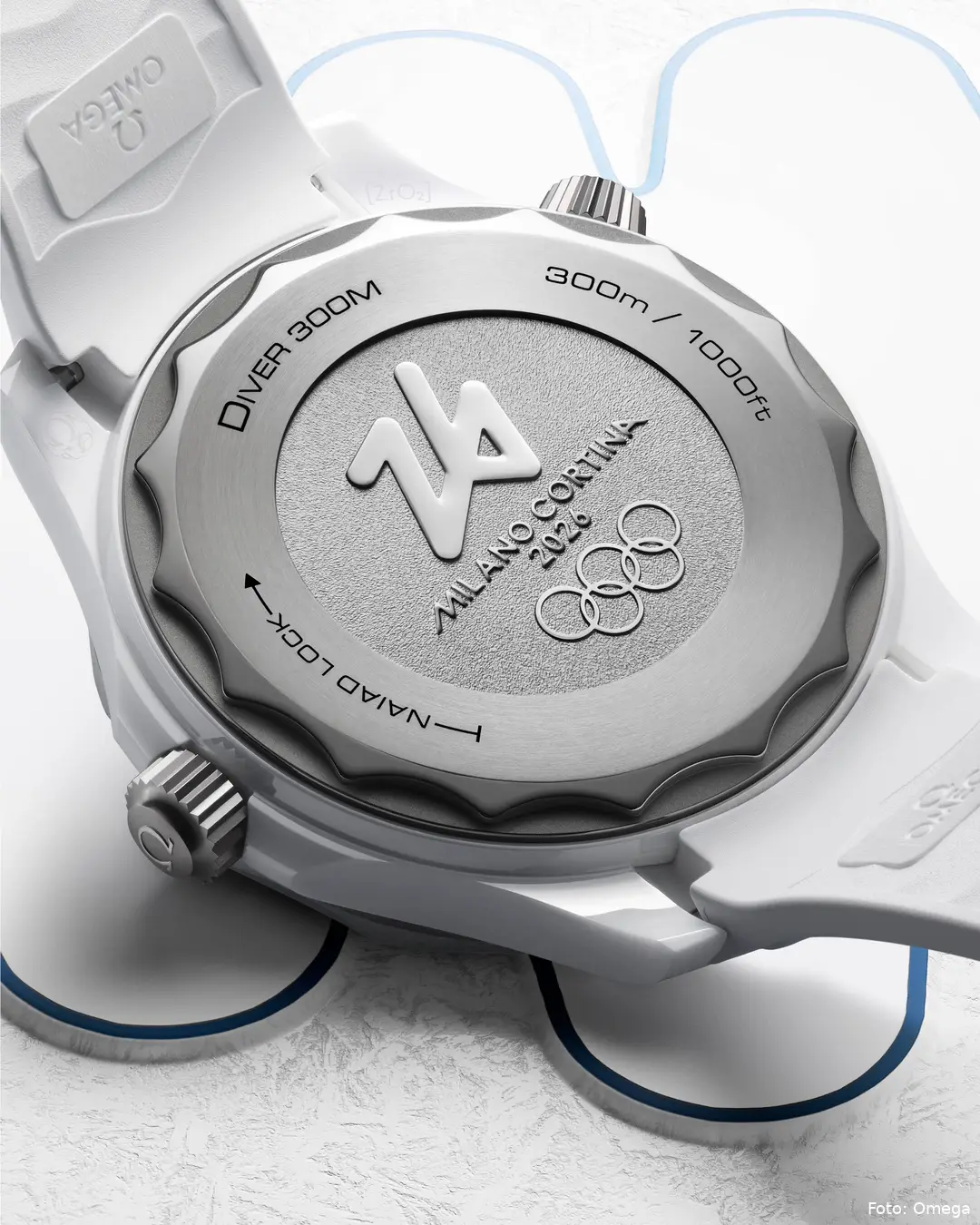 3. 522.92.44.20.04.001_SE_Diver 300M_Caseback