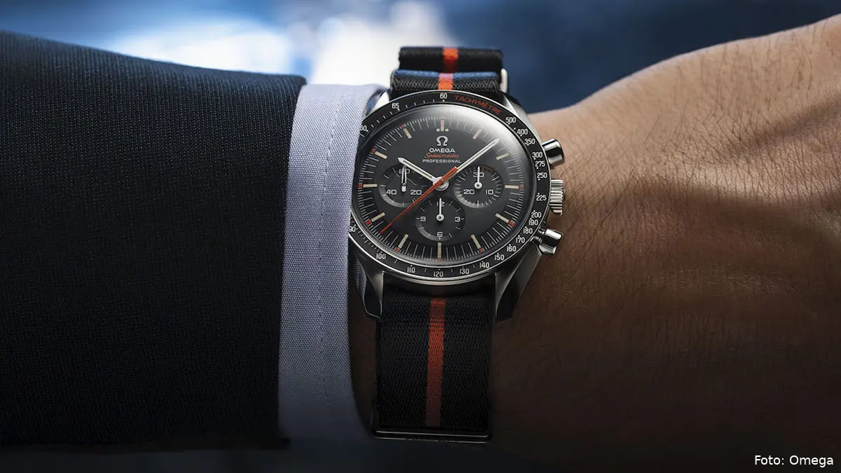 omega speedmaster ultraman 3 1