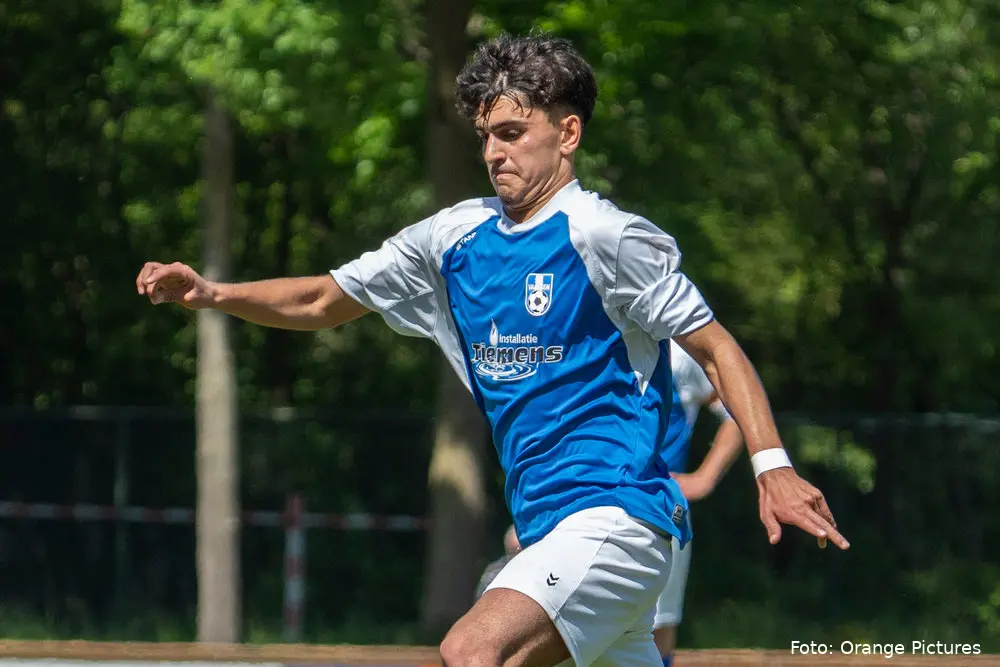 Elarslan middenvelder fc twente stage 2022