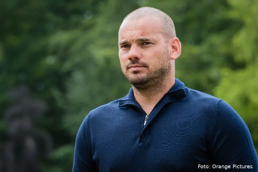 wesley sneijder serieus