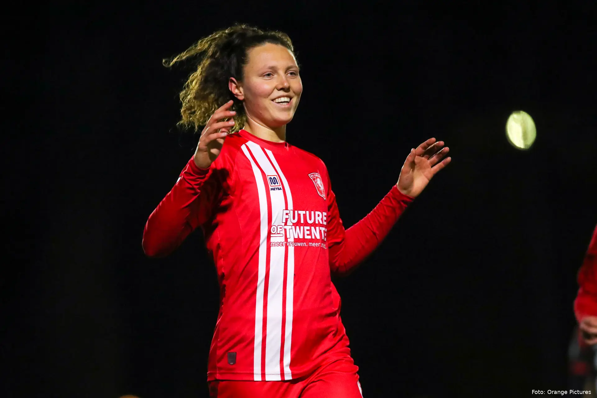 fenna kalma juichen fc twente vrouwen sc heerenveen azerion vrouwen eredivisie 2022 2023