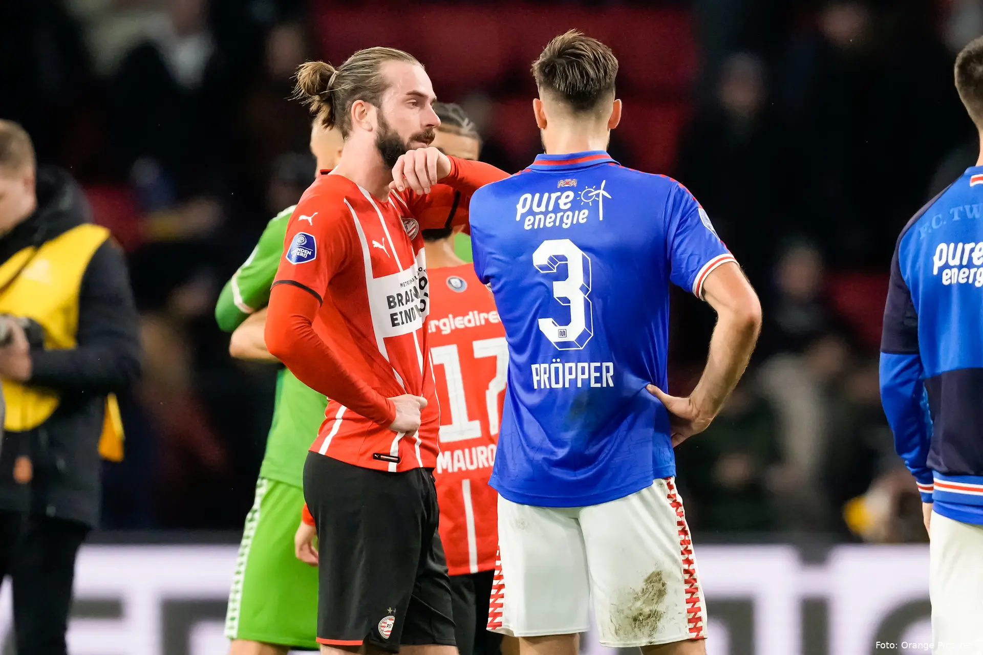 robin davy propper psv fc twente 2021 2022