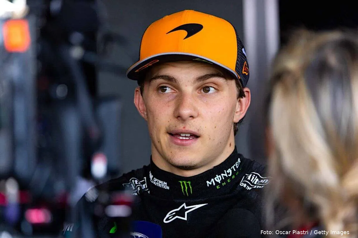 oscar-piastri-silverstone-radio-1200x800