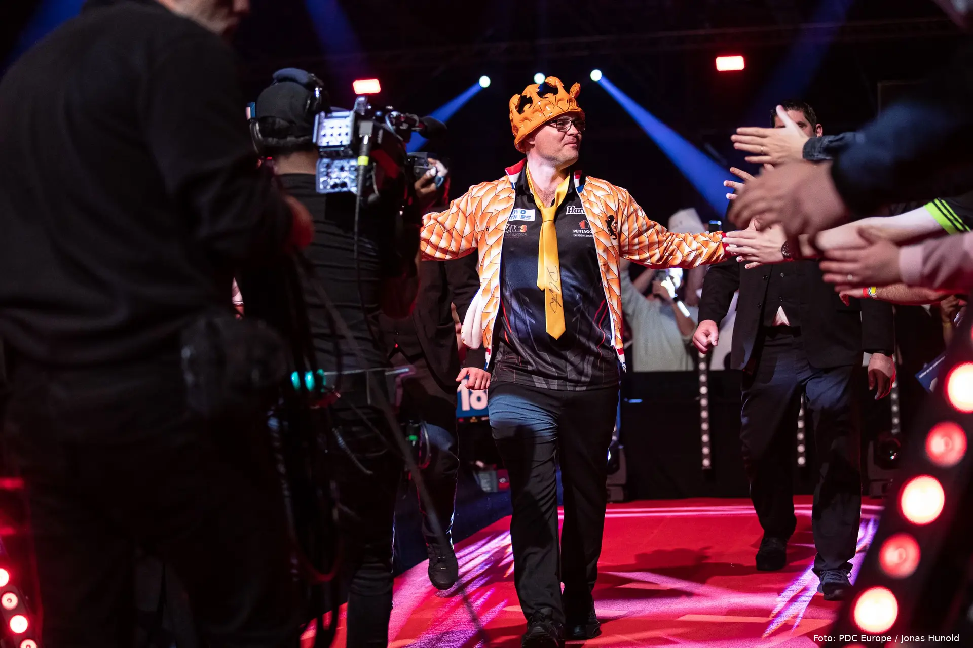 damon heta dutch oranje