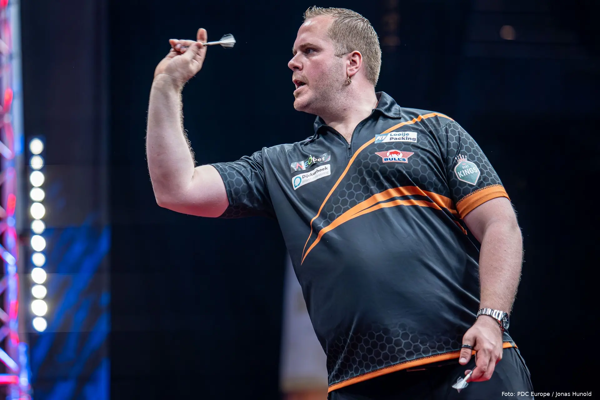 et6 van duijvenbode v gurney 4