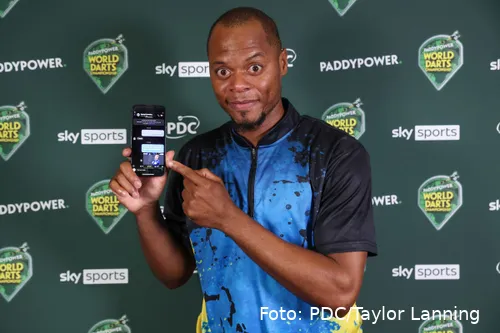 kc wdc25r1 sweeting phone02