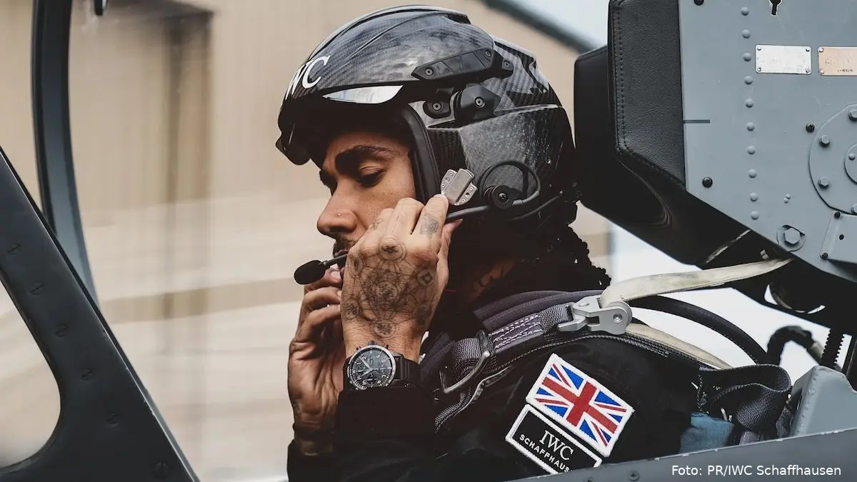 lewis hamilton flyve iwc