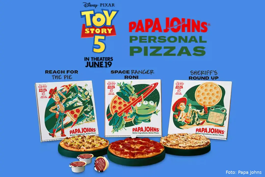 https___hypebeast.com_image_2026_06_04_papa-johns-disney-pixar-pizza-planet-toy-story-5-global-pop-up-005