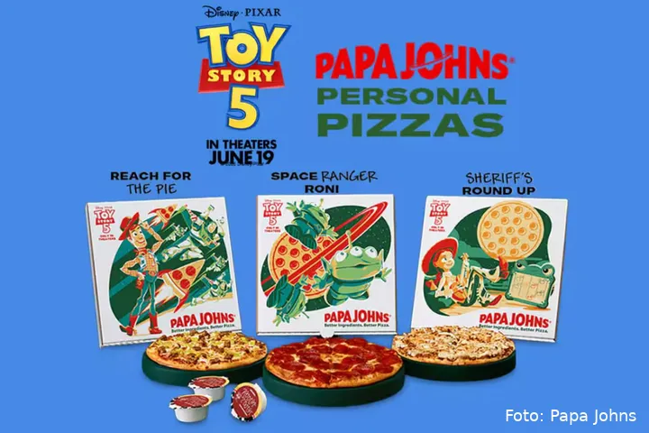 https___hypebeast.com_image_2026_06_04_papa-johns-disney-pixar-pizza-planet-toy-story-5-global-pop-up-005