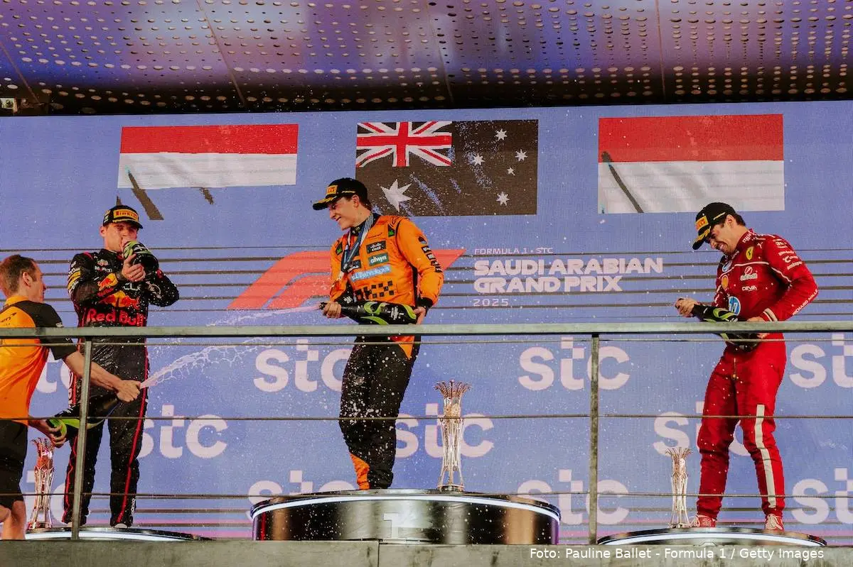 verstappen piastri leclerc saudi podiet