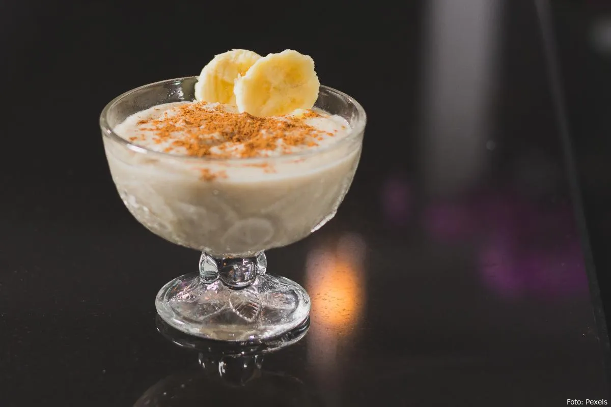 bananenyoghurtroomcreme bananan yoghurt dessert nagerecht eten