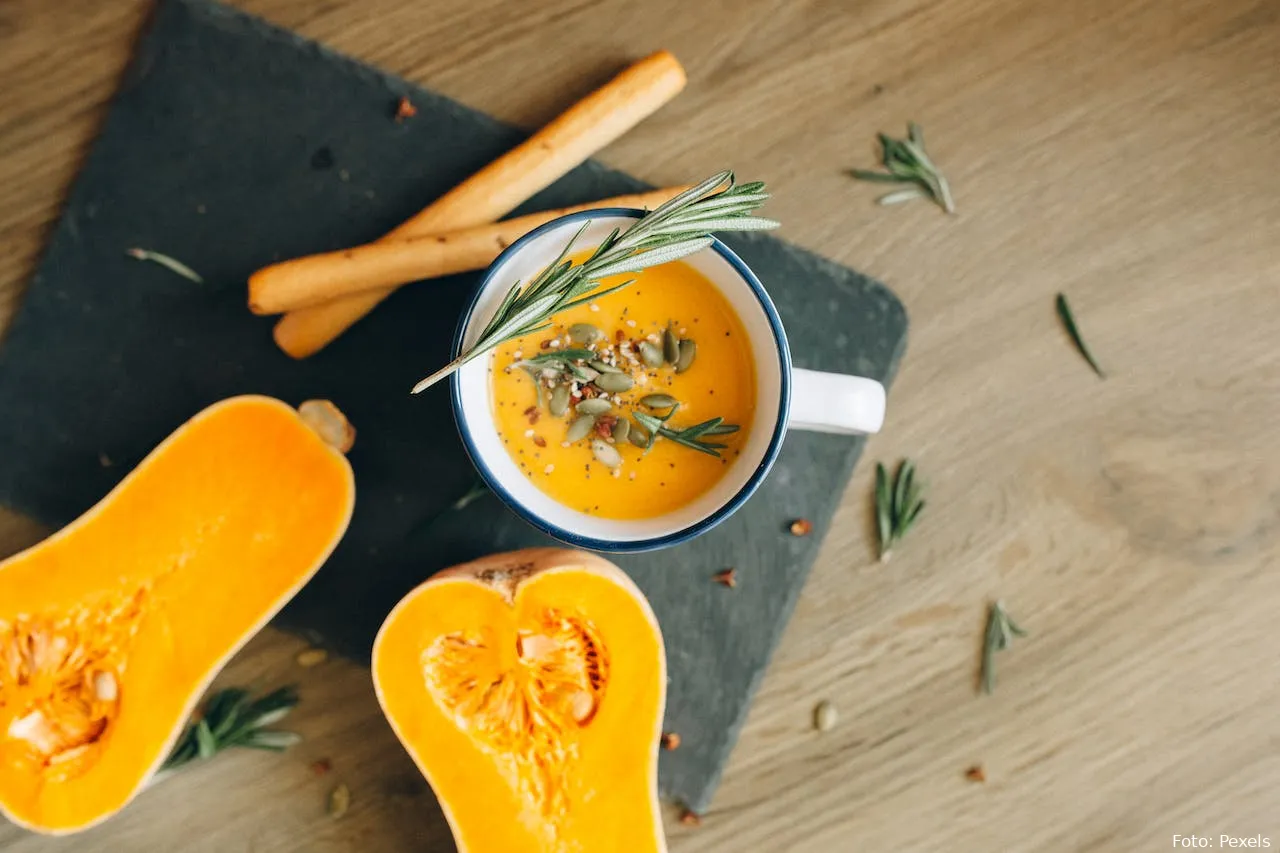 butternutpompoen flessenpompoen soep groente gezond