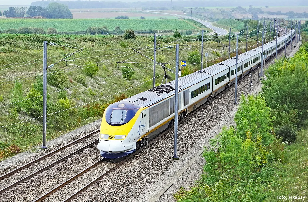 eurostarzug 2736247 1280