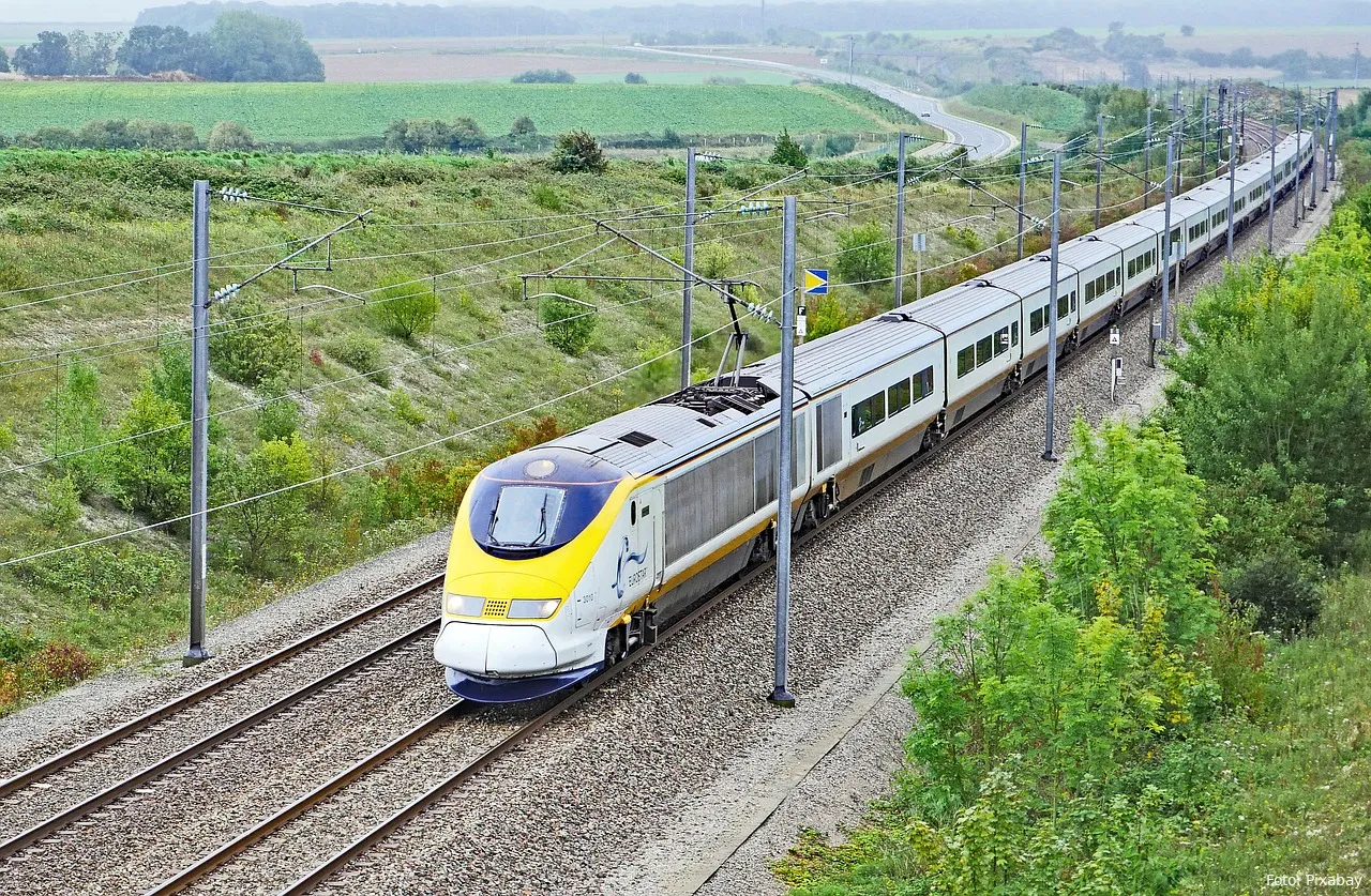 eurostarzug 2736247 1280