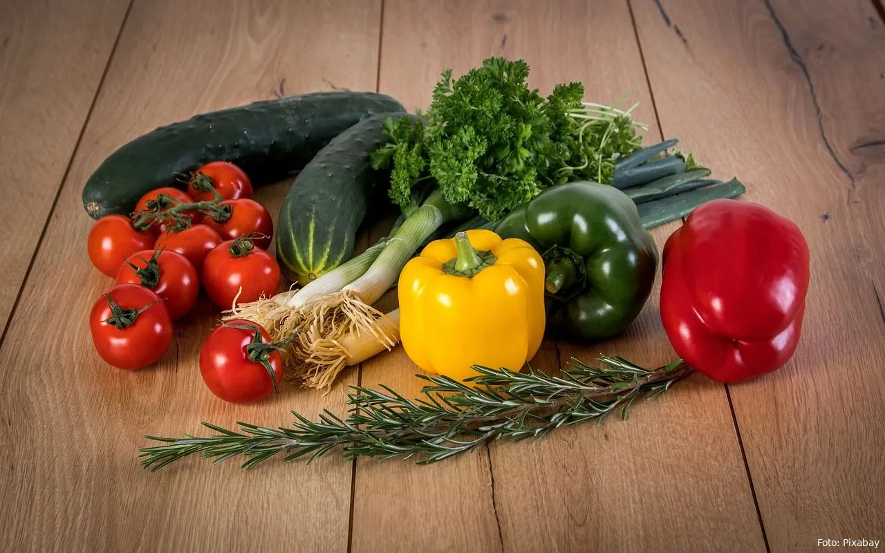 groenten paprika tomaat komkommer courgette