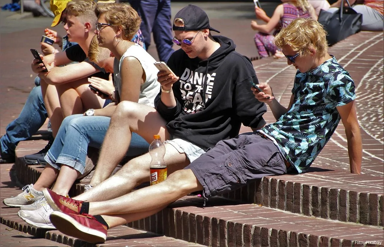 schermtijd kinderen games gsm