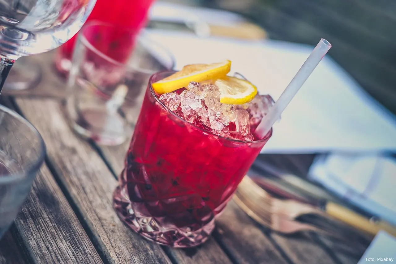 tinto de verano drank cocktail zomer