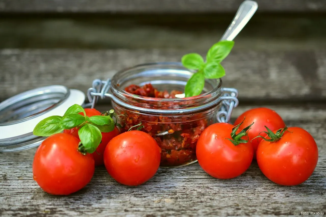 zongedroogde tomaten