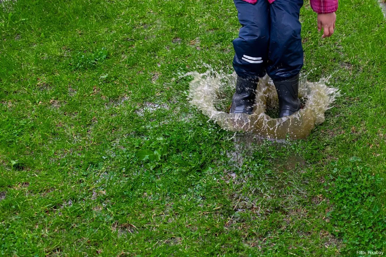 modder plas water tuin waterplas zompig