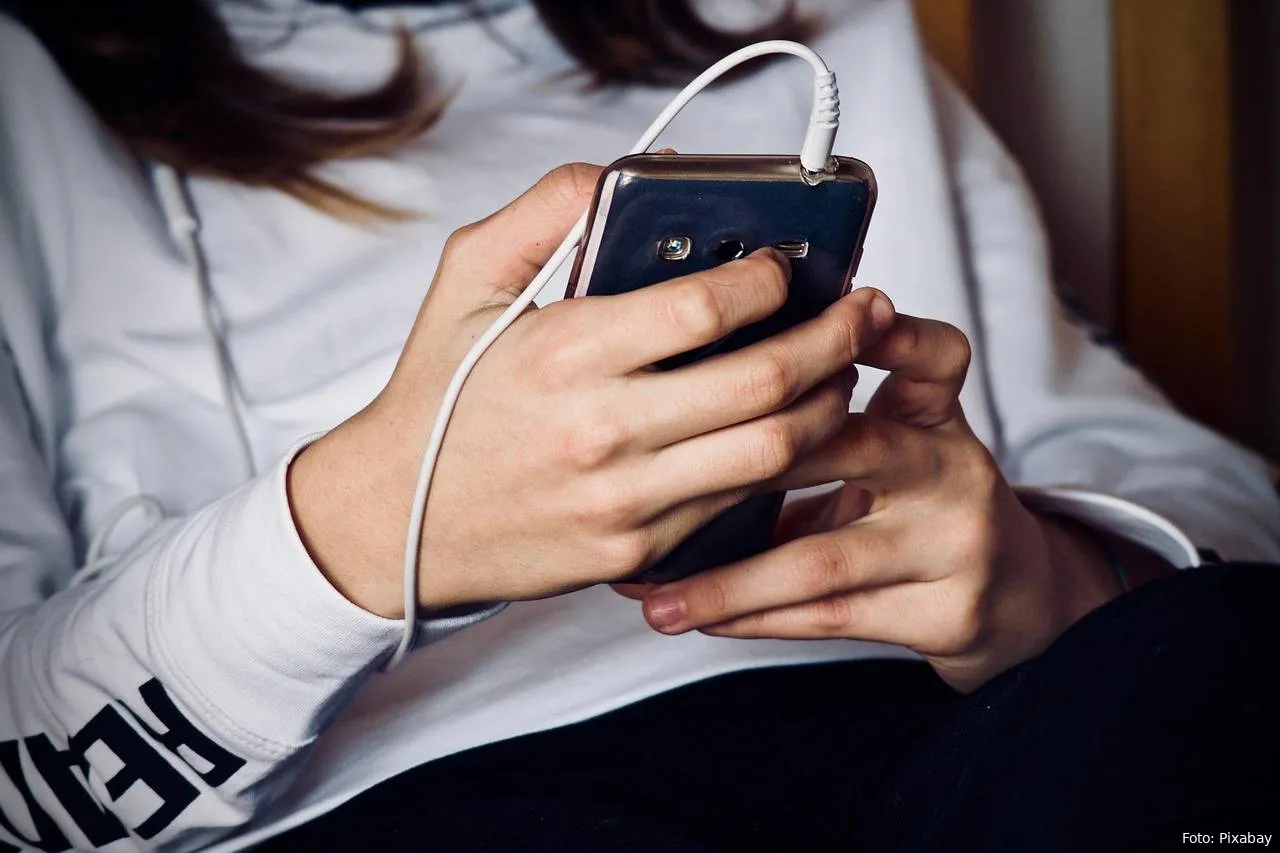 telefoongebruik gsm opladen