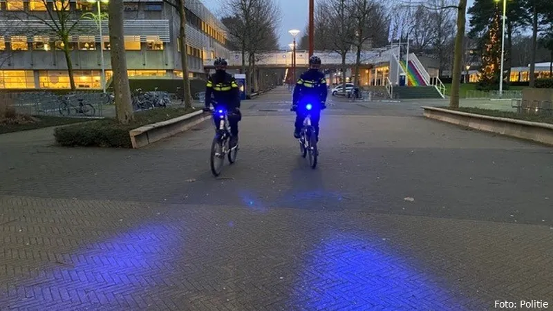 bikes blauwe verlichting