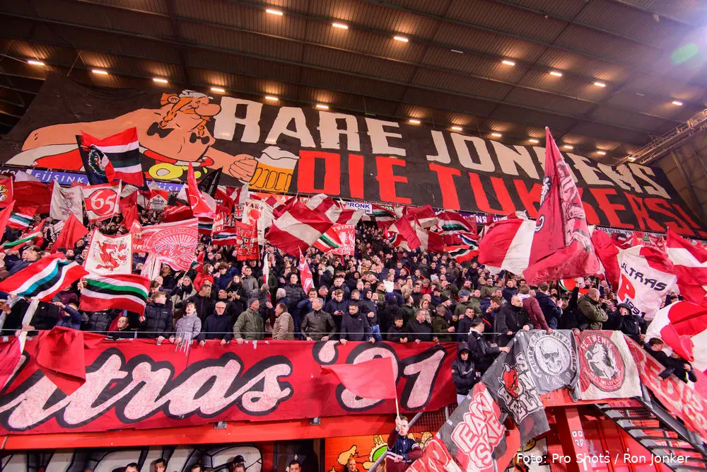 sfeeractie rare jonges die tukkers grolsch veste supporters vak p 2022