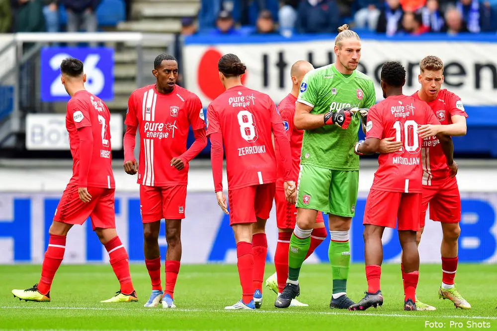 Lars Unnerstall Virgil Misidjan Gijs Smal Ramiz Zerrouki Joshua Brenet Mees Hilgers SC Heerenveen FC Twente Abe Lenstra Stadion Seizoen 2022 2023