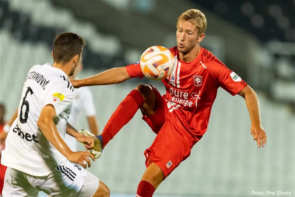 Stevanovic Michel Vlap FK Cukaricki FC Twente Partizan Belgrado Conference League Seizoen 2022 2023