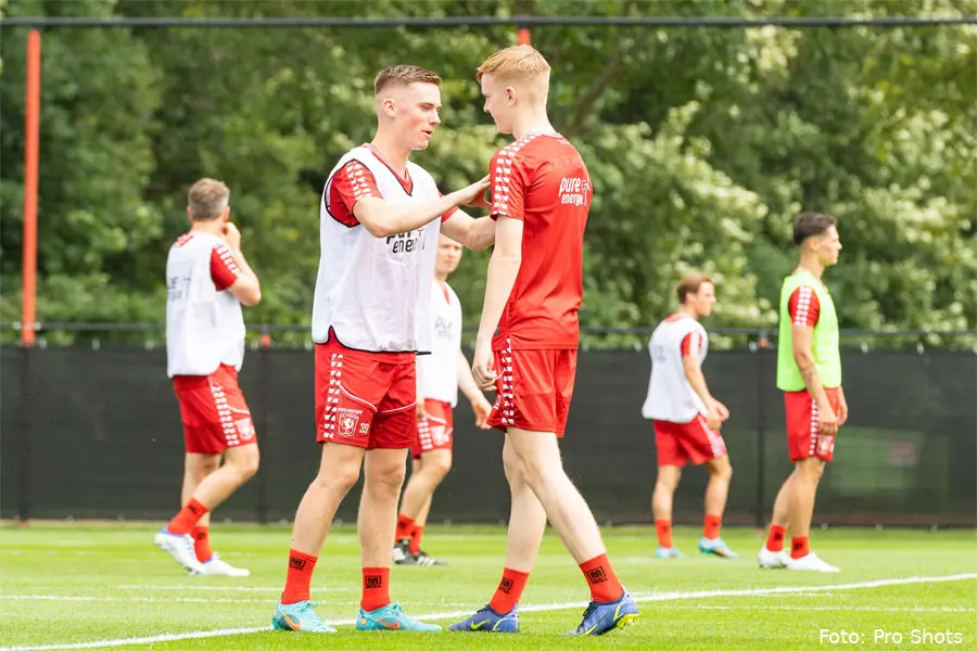 broertjes rots daan rots mats rots training fc twente voorbereiding seizoen 2022 2023 1