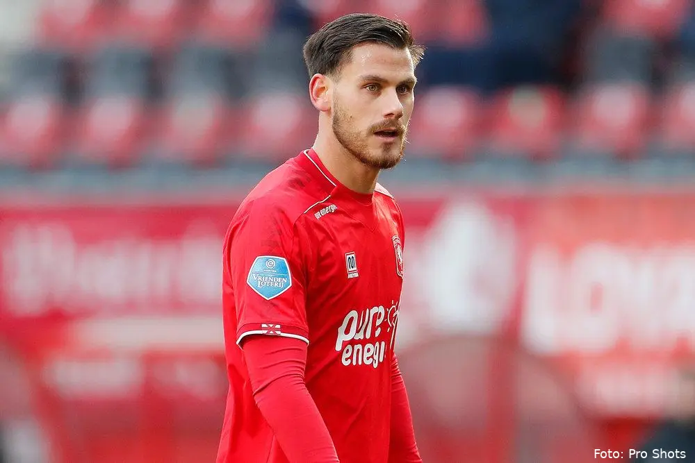 dumic fc twente vvv 2020 2021